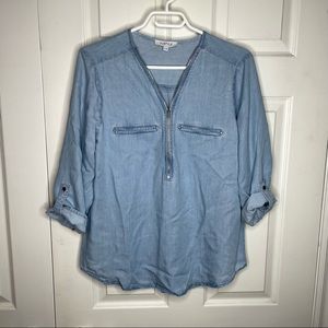 Blue Jean blouse with v-neck zipper and pockets by mystyle size Large